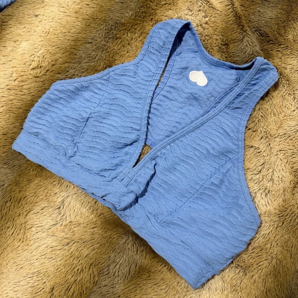 Booty By Brabants Original LUA deep V top